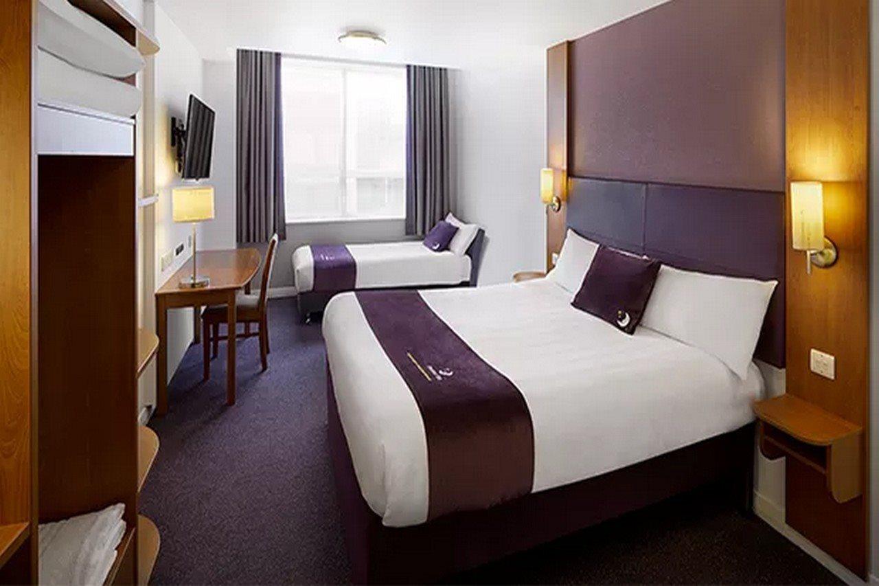 Premier Inn Tonbridge North Ngoại thất bức ảnh
