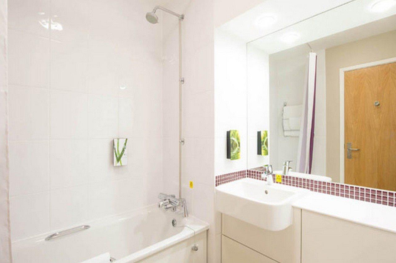 Premier Inn Tonbridge North Ngoại thất bức ảnh